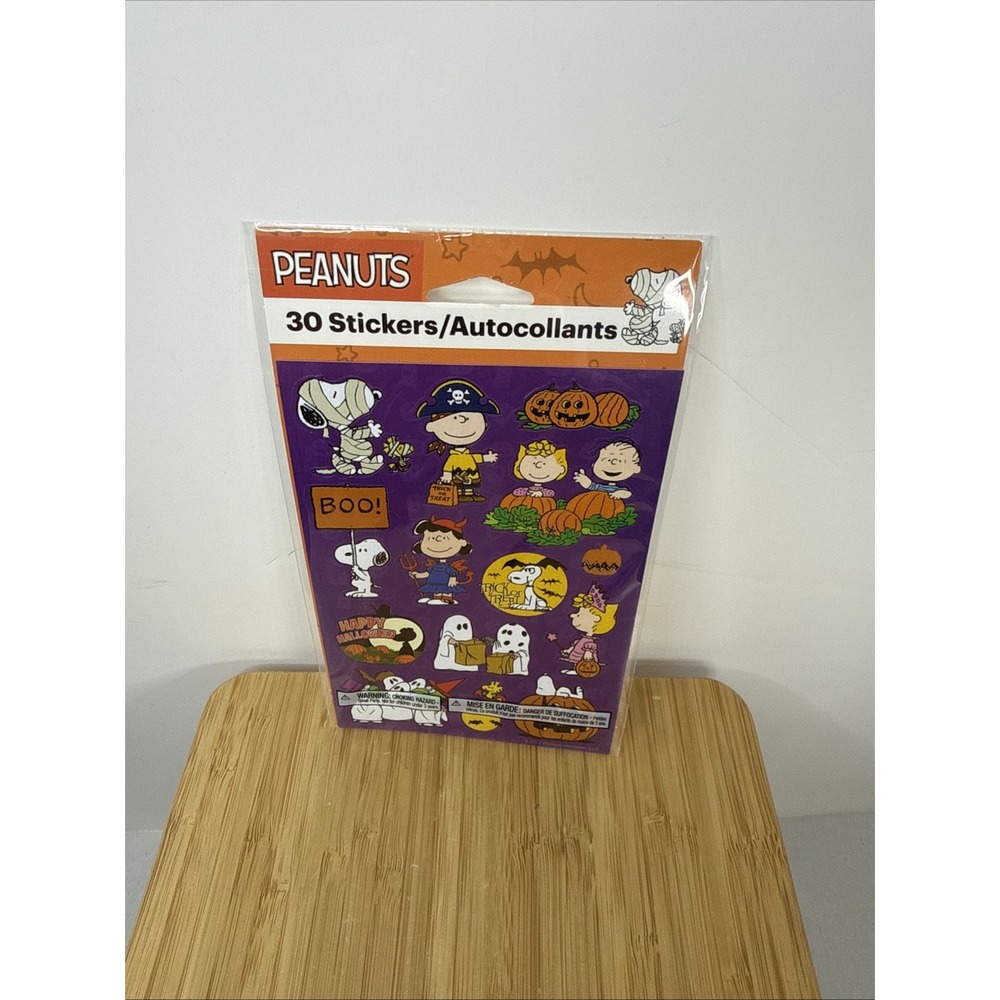 PEANUTS Snoopy Woodstock Lucy Linus Charlie Lucy Halloween Treat Pumpkin Sticker